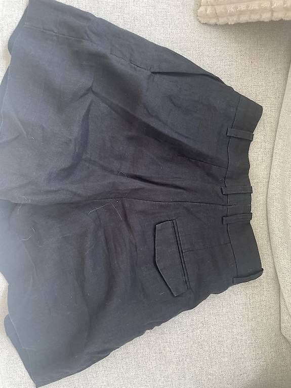 Pantalons: Arket Gr 34 – D'occasion à Renens VD par siric1996 1