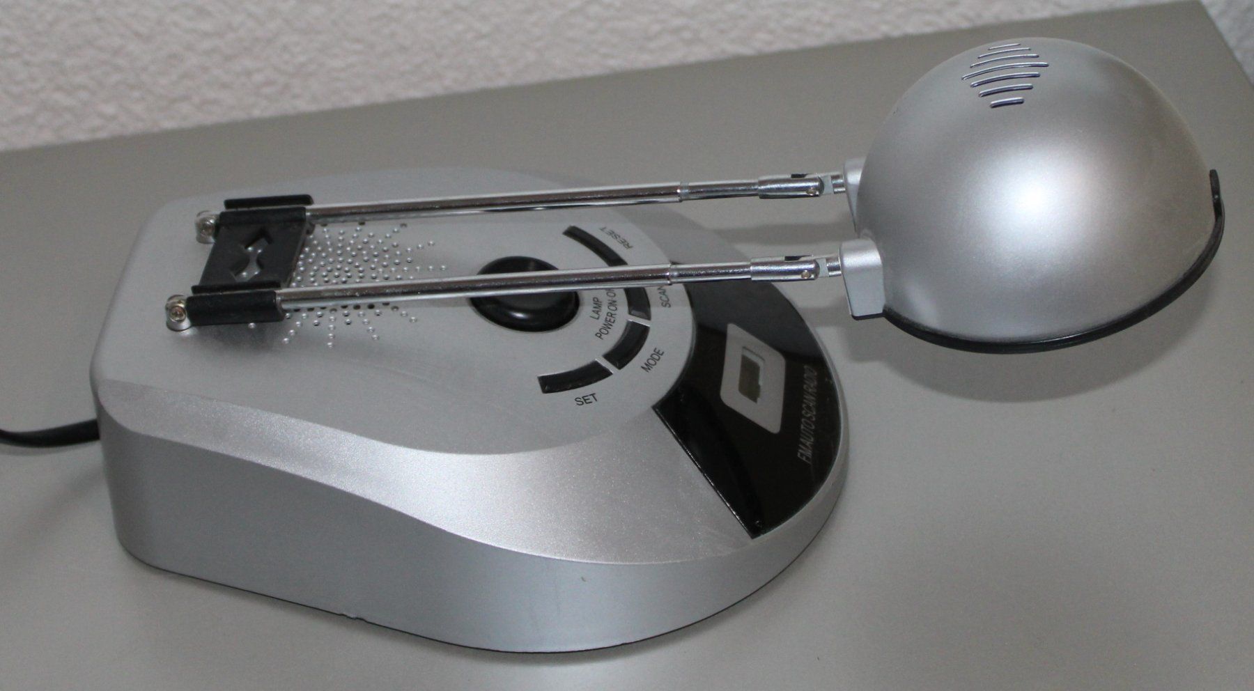 Lampade: Lampe mit FM Auto Scan Radio – Usato da Schaan venduto da antikes_und_kurioses 8