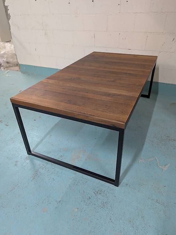 Tavoli: Wohzimmertisch / Couchtisch Kirschbaumholz – Usato da Neuhausen venduto da Mhmh 2