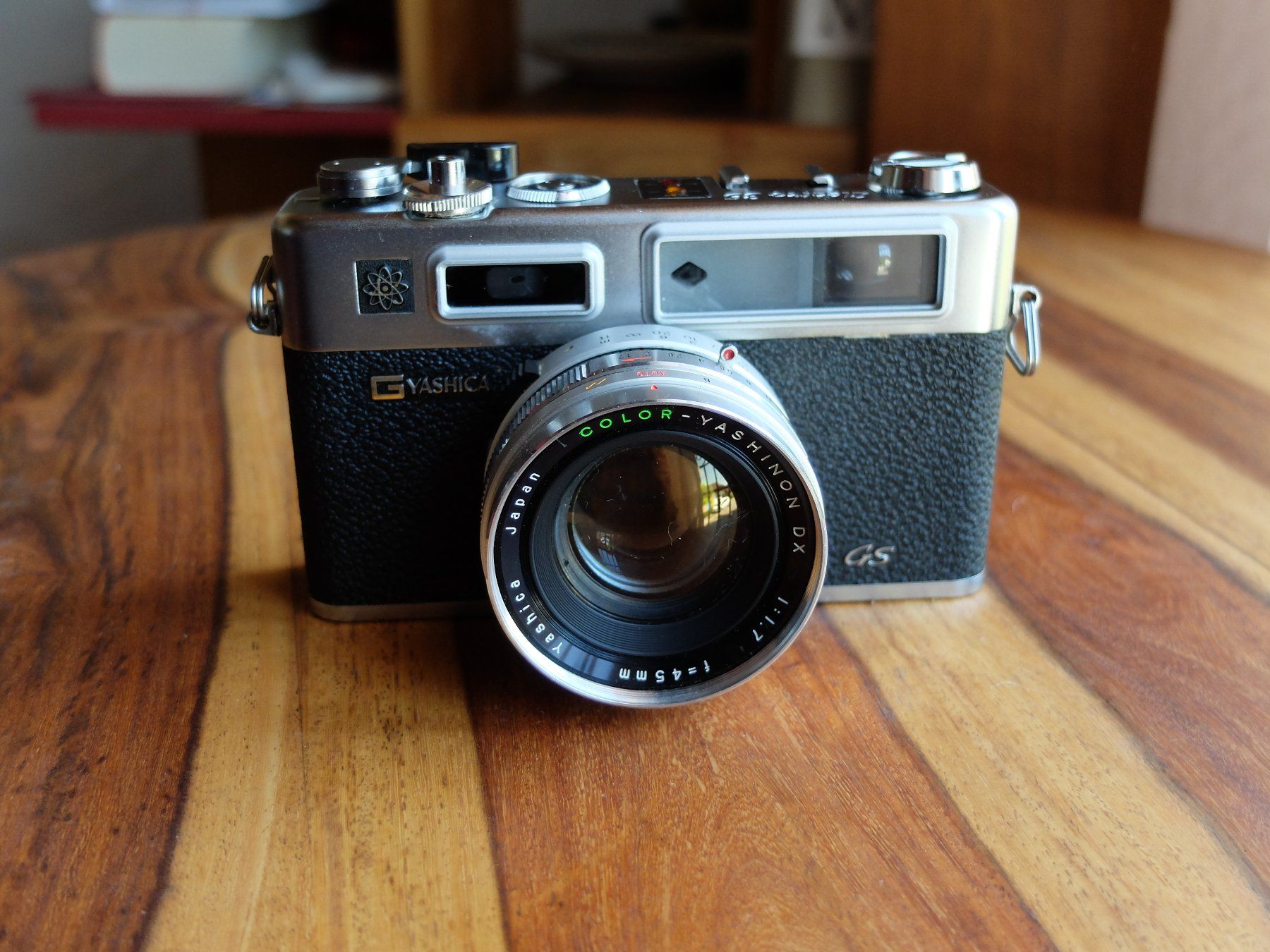 Yashica Fotocamera: Yashica Electro 35 GS – Difettoso da Greppen venduto da Fuerstigor