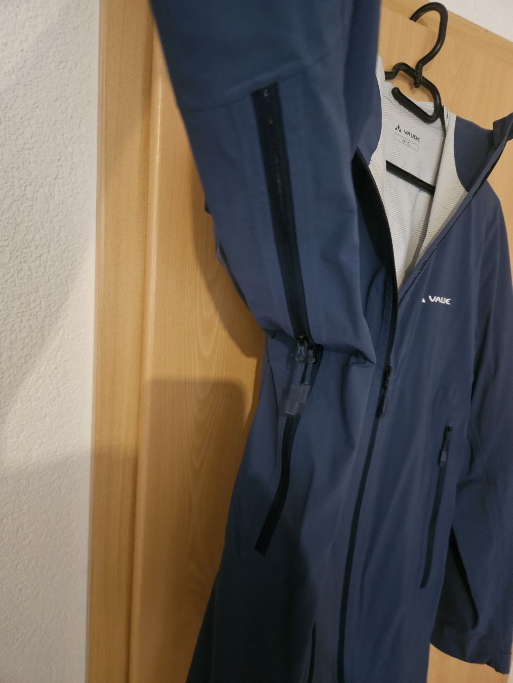 Vaude Giacche: veste coupe vent Vaude – Nuovo e nell'imballaggio originale da Onnens FR venduto da YNM90 2