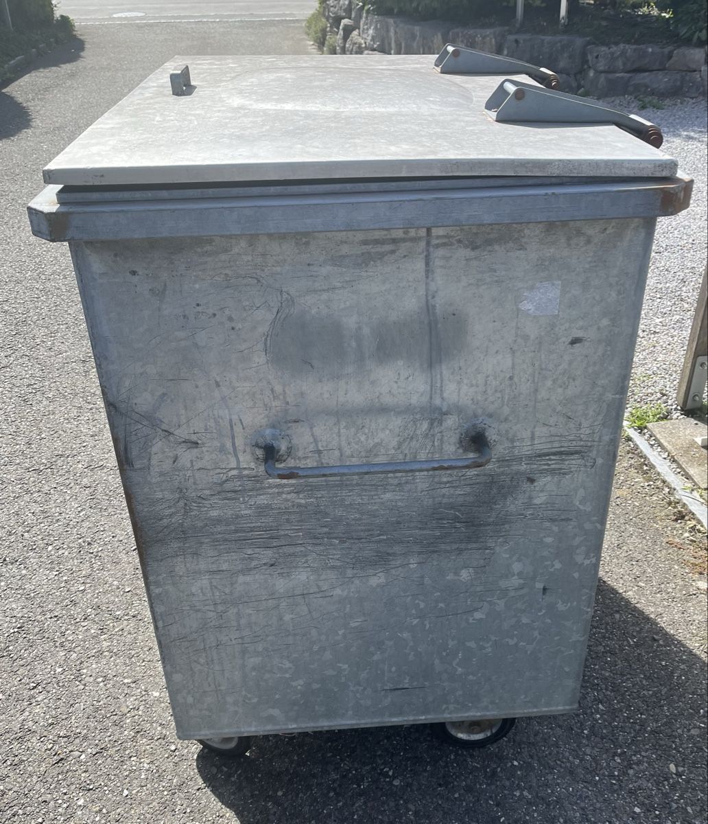 Sonstiges für Büro & Gewerbe: Abfallcontainer V-ZUG gebraucht  – Gebraucht aus Gümmenen von Rondoloro 3