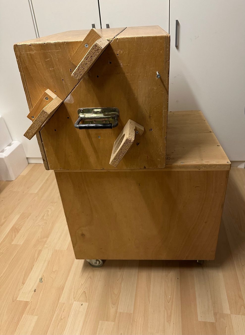 Armadi: Holz Werkzeugschrank – Usato da Brütten venduto da mir_8mgf 7