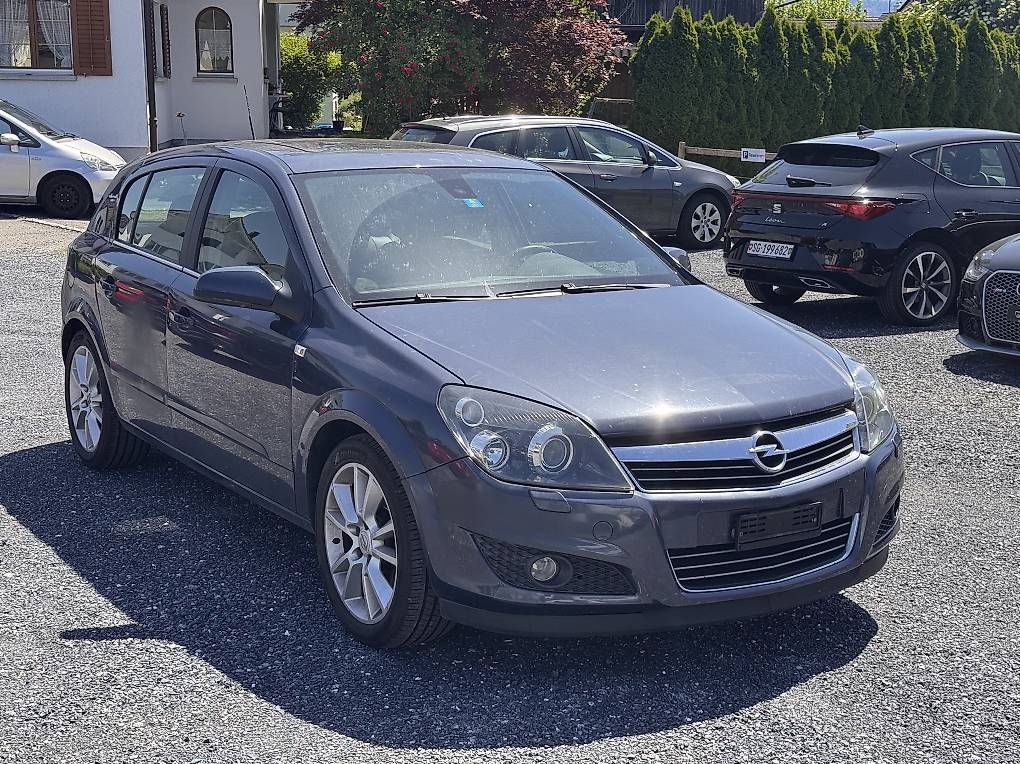 Automobili: Opel Astra 1.9 Diesel Jg 2007  – Usato da widnau venduto da Girlen7 2