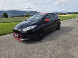 Ford Fiesta 1.0 EcoBoost 140PS Schwarz/Rot 3-türig