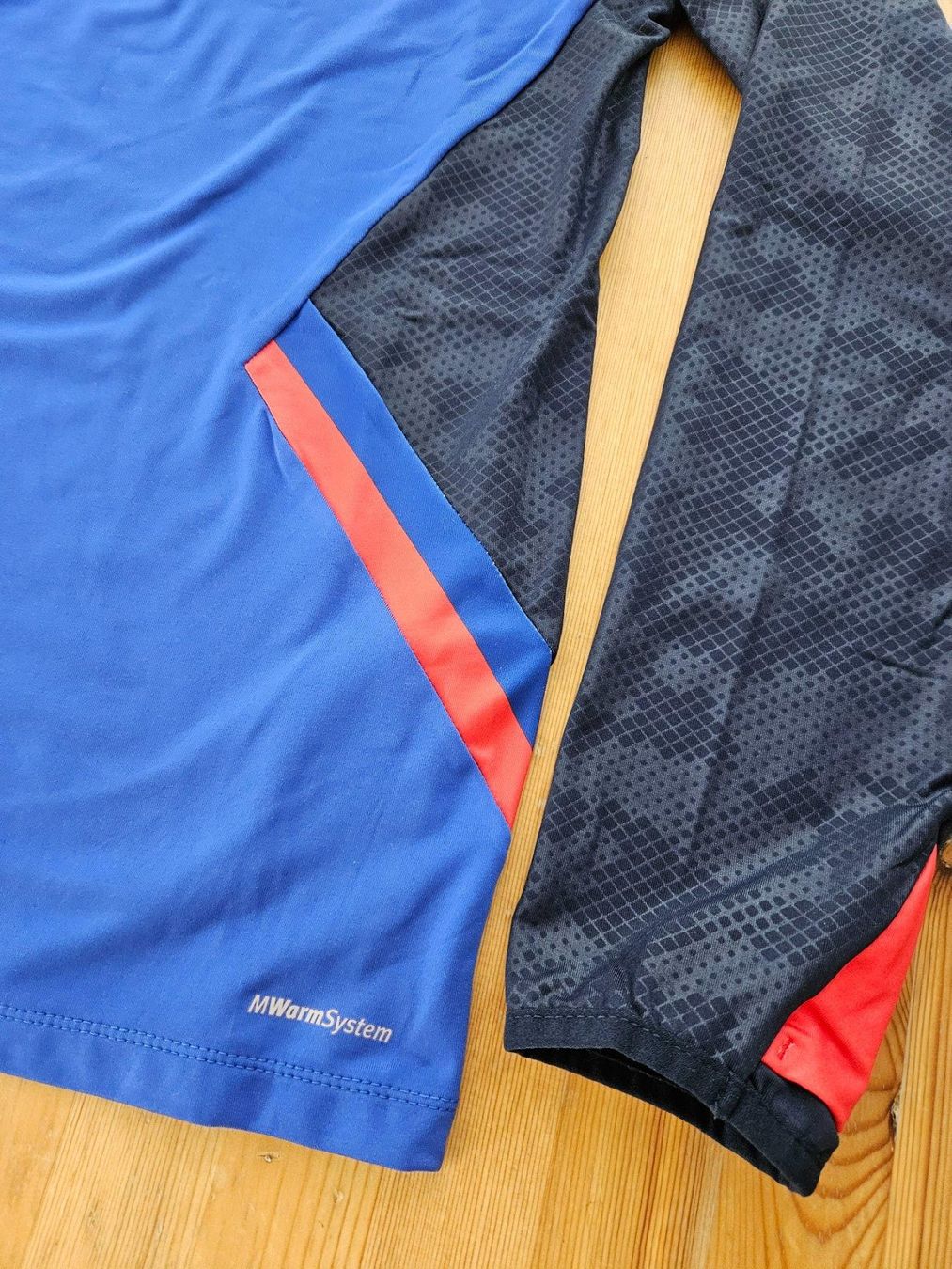Leibchen & Hosen: FC Basel Trainingsoberteil Macron NEU Grösse S FCB Jacke – Neu (gemäss Beschreibung) aus Hägglingen von United-Village-Trade 4