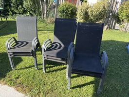 Stapelstühle Gartenstühle grau  9 Stck. guter Zustand