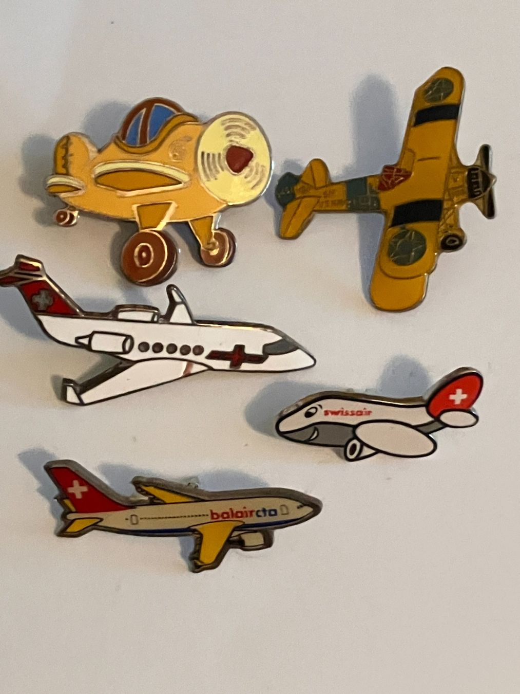 Placchette & Badge: 5 Pin Flugzeuge – Usato da Basel venduto da djwwpp