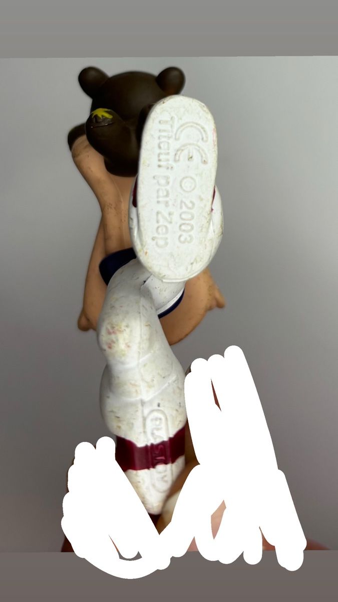 Statuette: figurine titeuf avec son doudou 2003 – Usato da Fribourg venduto da 8mv2 2