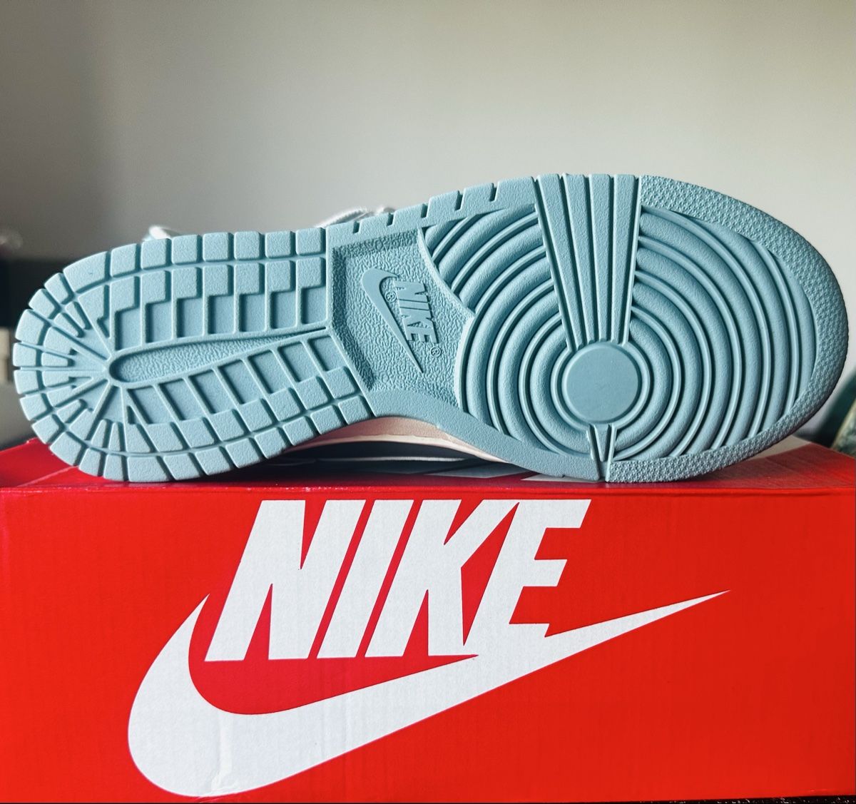 Nike Scarpe da uomo: Nike Dunk Low Retro  – Nuovo e nell'imballaggio originale da Biel/Bienne venduto da Akwawini 3