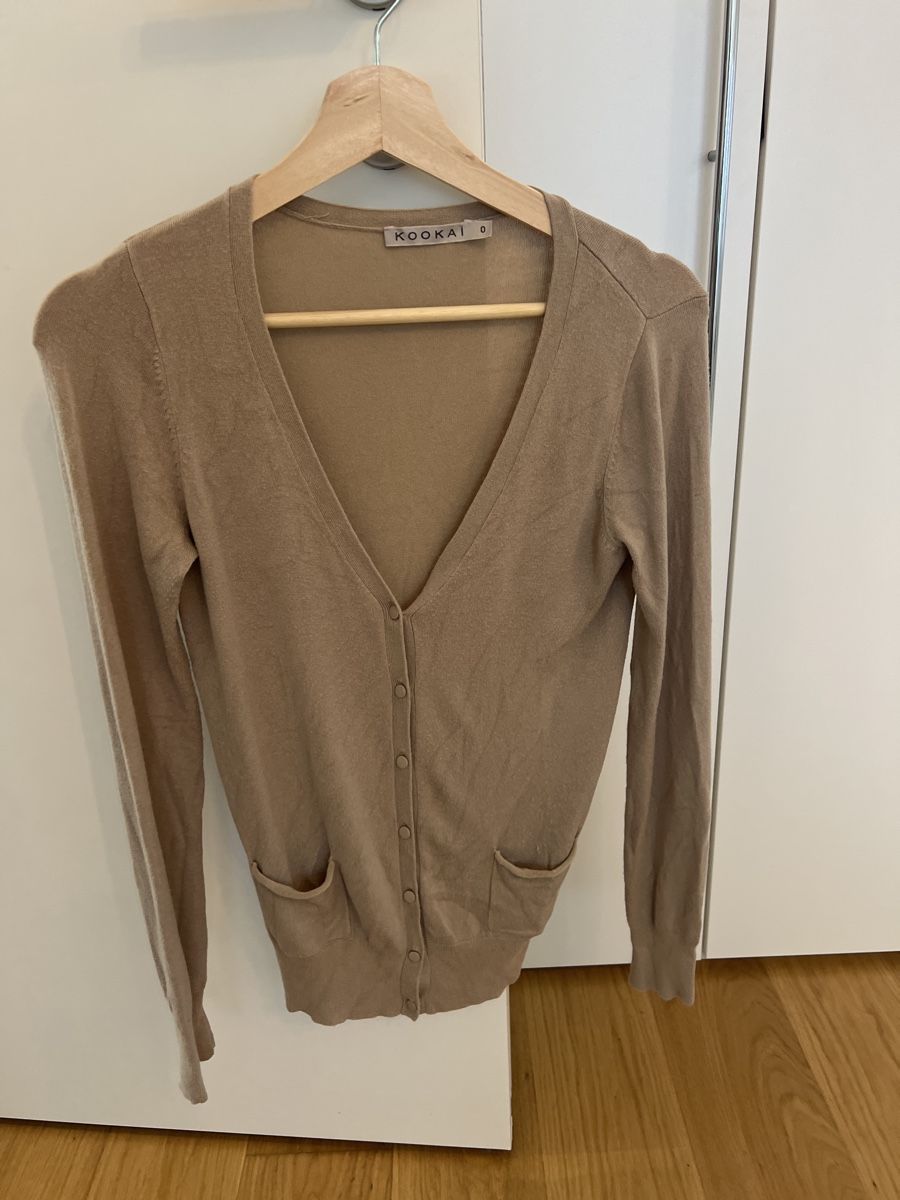 Kookai Pulls & Sweat-shirts: Strickjacke Kookai – D'occasion à Zürich par sabri810