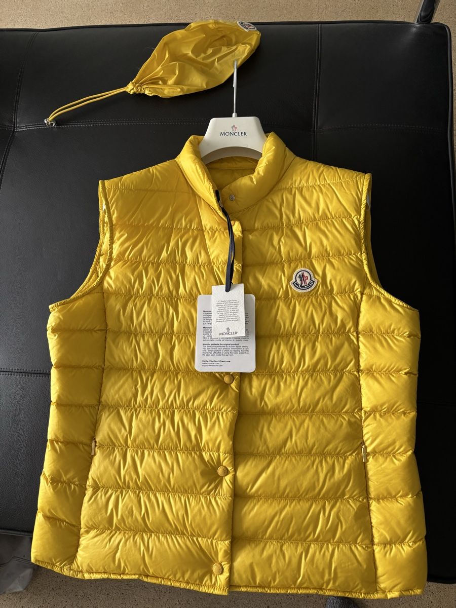 Moncler Gilets & Westen: Neu! Moncler Weste Liane – Neu (gemäss Beschreibung) aus Biel/Bienne von Eiskristall08 7