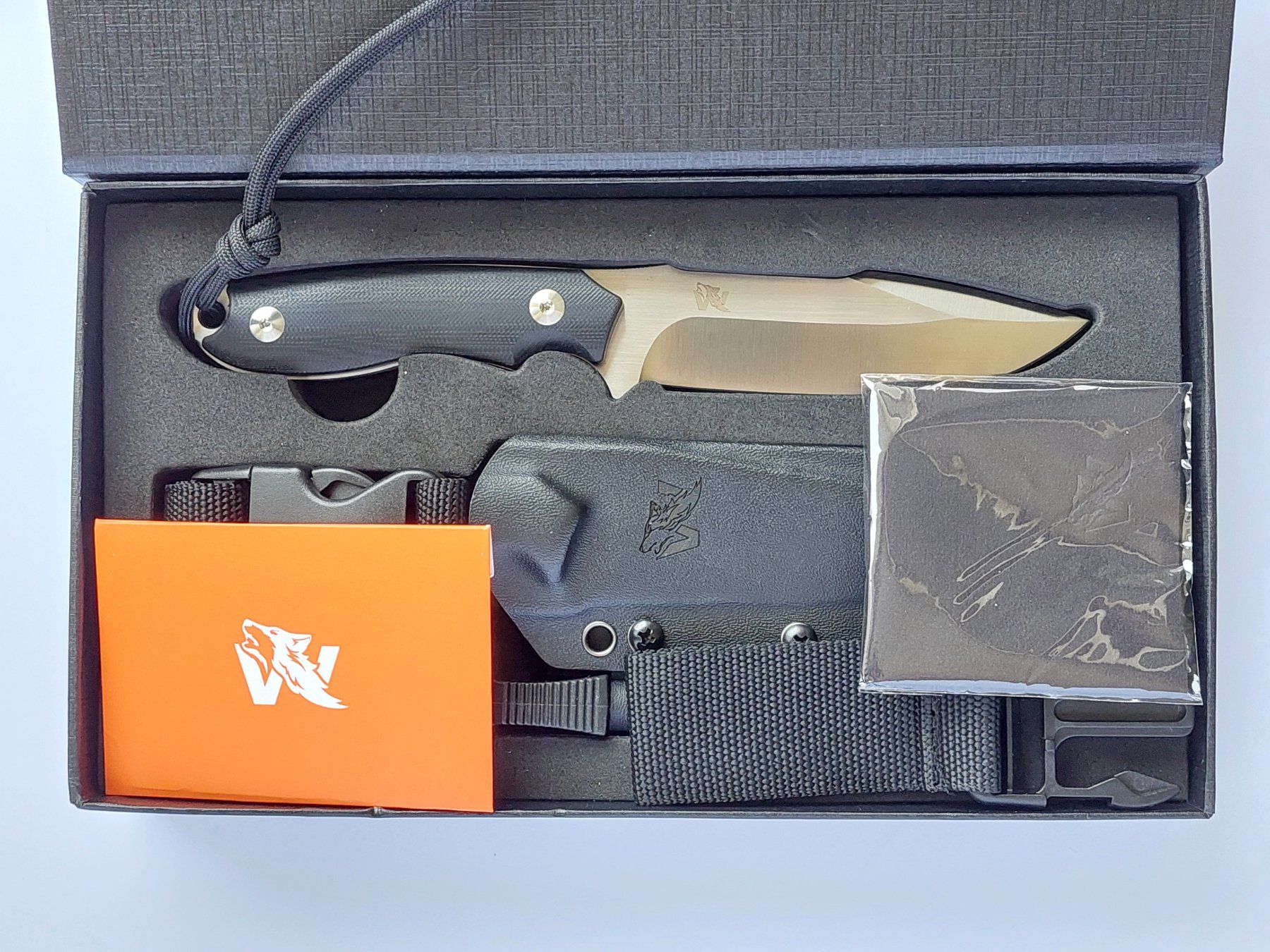 Zubehör: Wolfgangs - "Ambulo" Schwarz-Satin – Neu und originalverpackt aus Liebefeld von Helveticus6 6