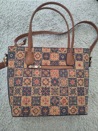 Handtasche aus Korkneuwertig Top Zustand!