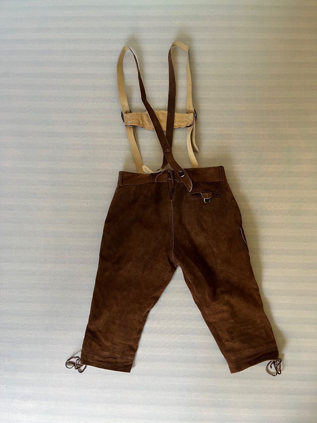 Pantaloni: Lederhose – Usato da Zürich venduto da MauriceGrunder 2