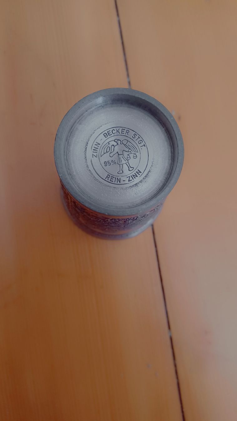 Bicchieri: Gobelet en étain de collection – Usato da Val-d'Illiez venduto da Fred427 3
