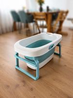 Babywanne faltbar mit Ständer guter Zustand