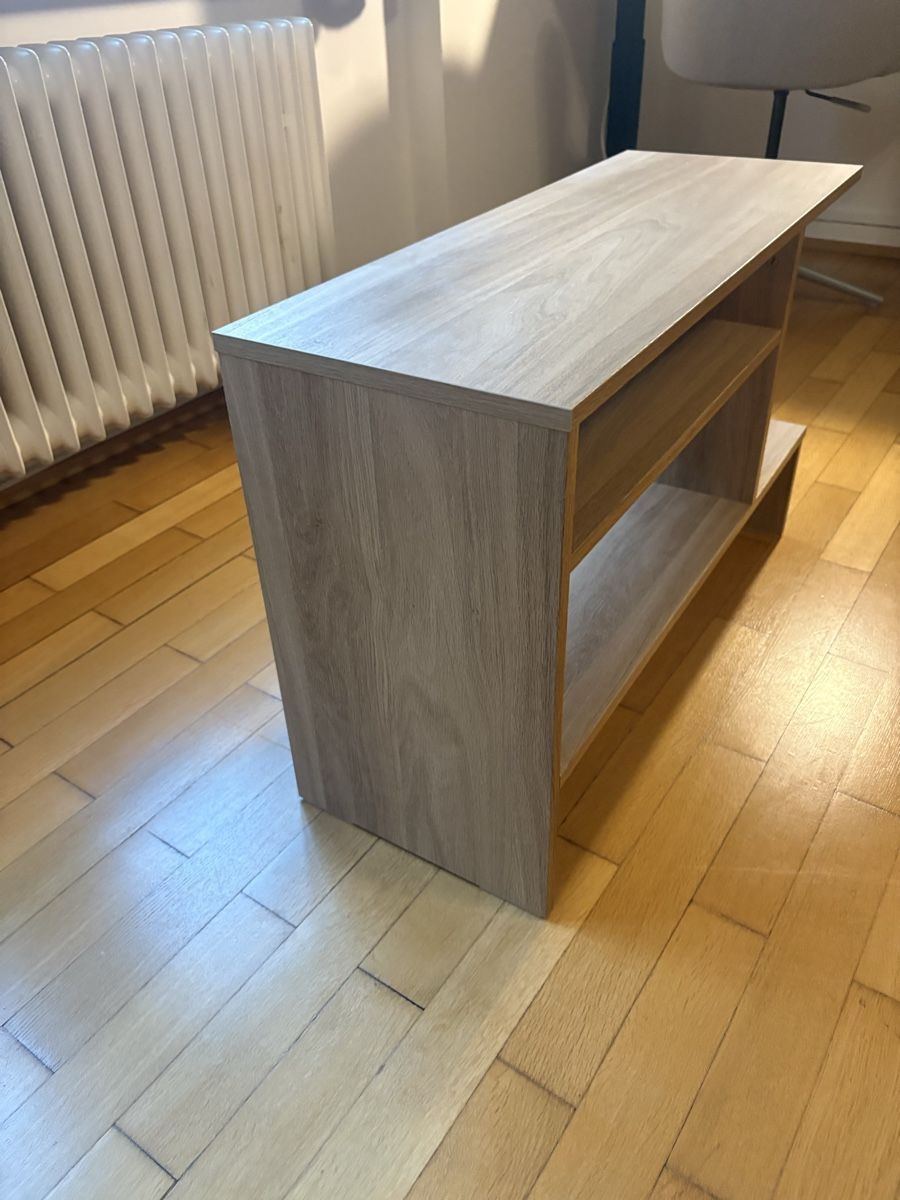 Nachttische: IKEA HOLMERUD Beistelltisch – Gebraucht aus Basel von froehlicherVagabund 4