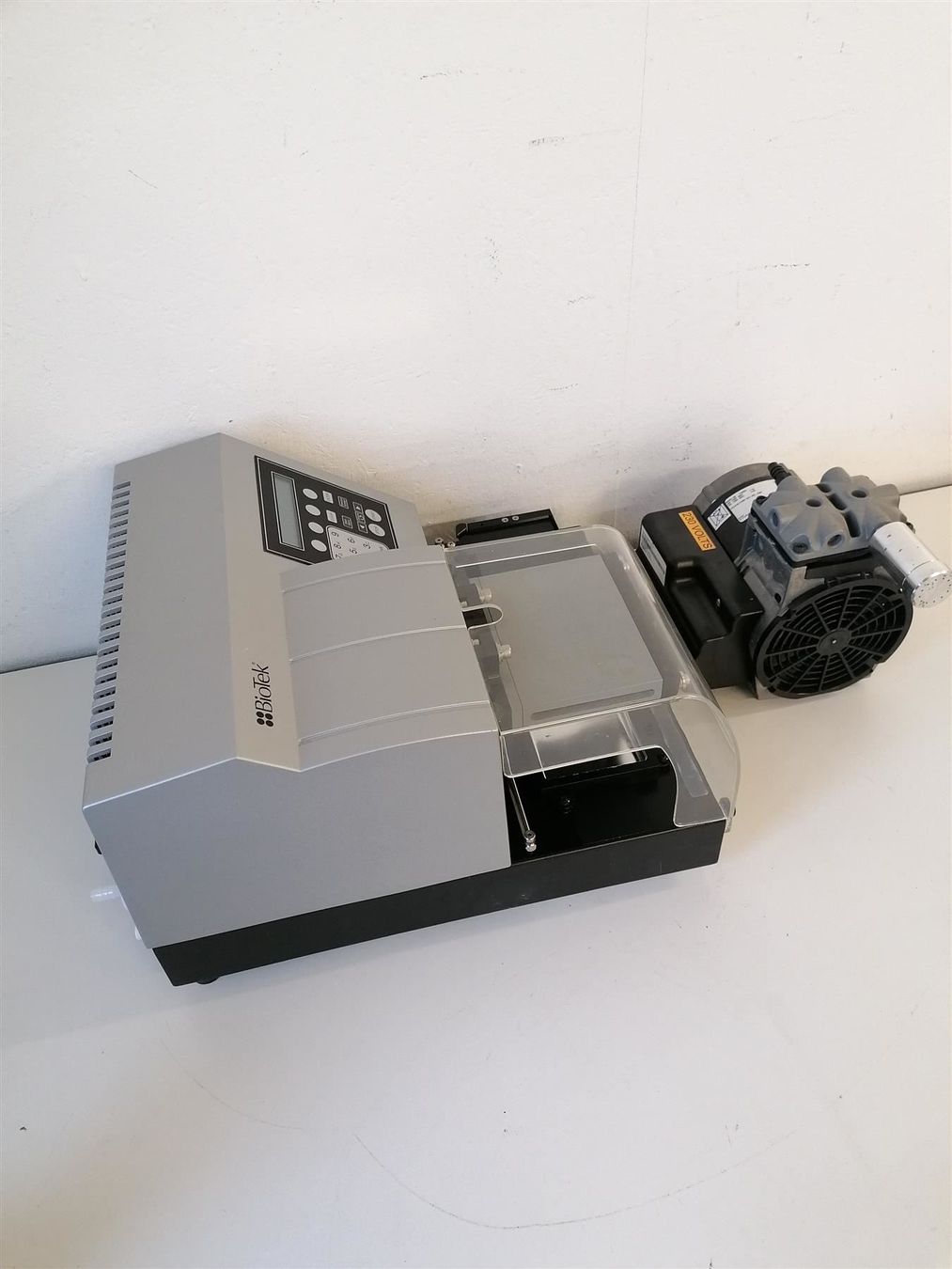 Accessori da laboratorio: BioTek ELx405 Microplate washer & Vac P. – Usato da Niederdorf venduto da LeptonAG_Labor 3