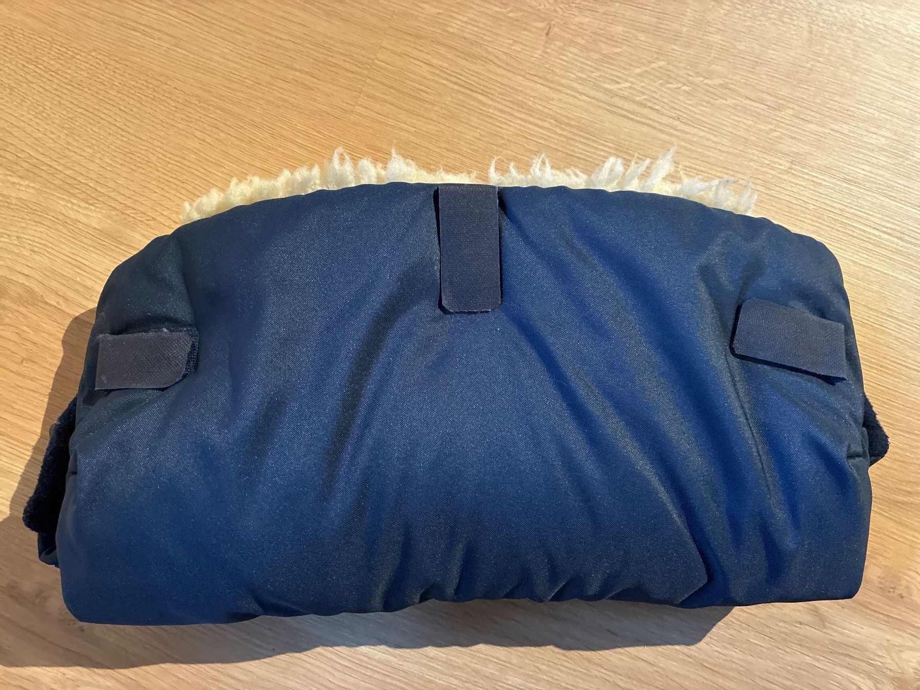 Kaiser Autres vêtements & accessoires: Kaiser Handwärmer Lammfell – D'occasion à Eggenwil par mic_b5l2 1