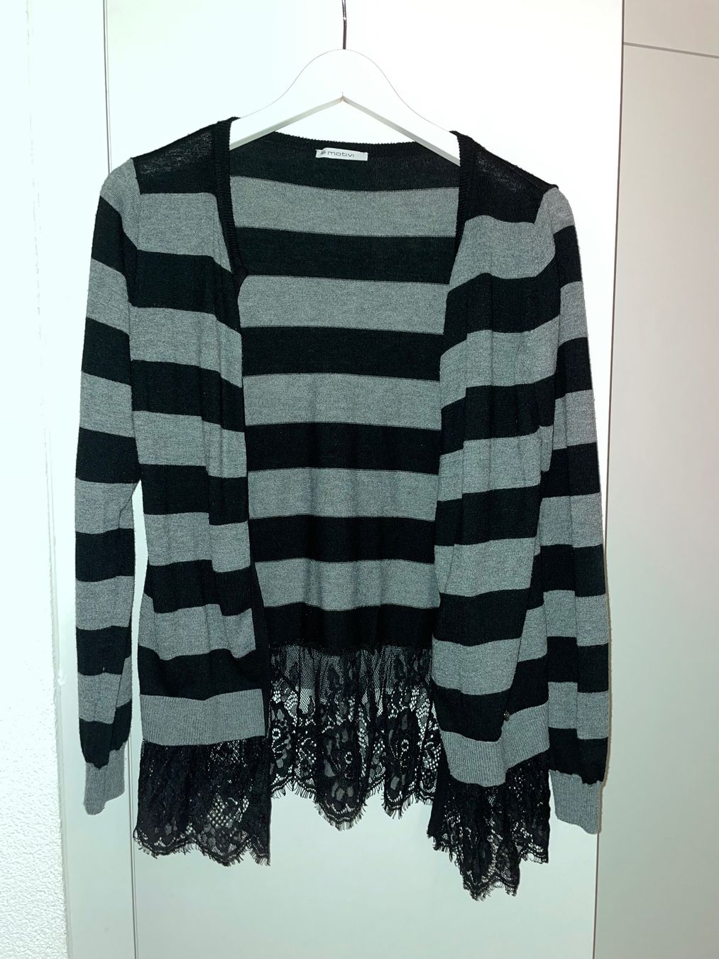 Giacche: Motivi Strickjacke – Usato da Fislisbach venduto da arse