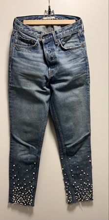 GRLFRND Denim Jeans, pearls, Cropped, trendy Summer Look!