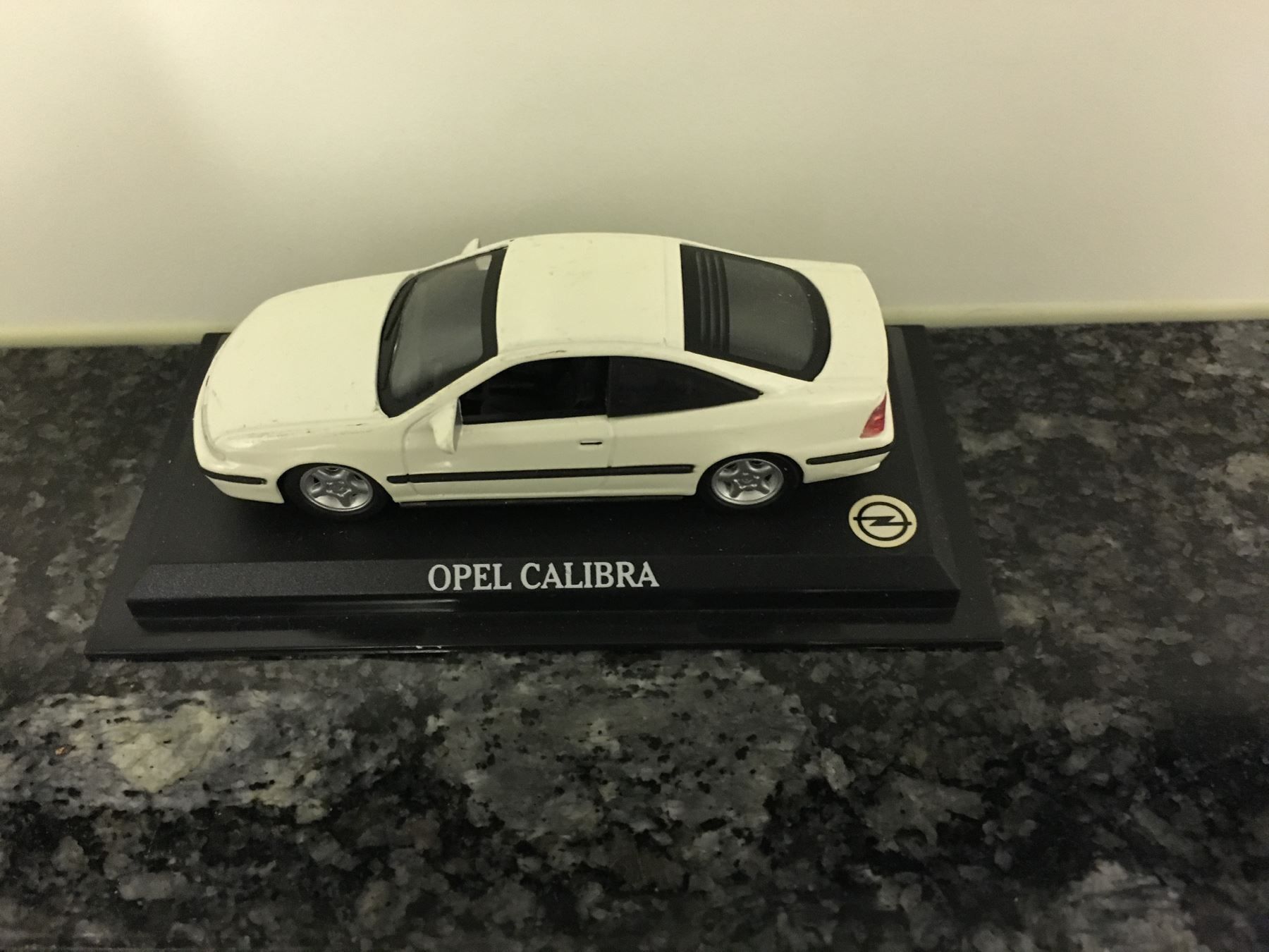 Opel Modellini d'auto: Opel Calibra 1:43 De Agostini  307 – Usato da Kerzers venduto da tisyayasuBE 2