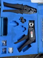  Hirose Electric Crimpwerkzeug-Set (Modell OUK-0090).
