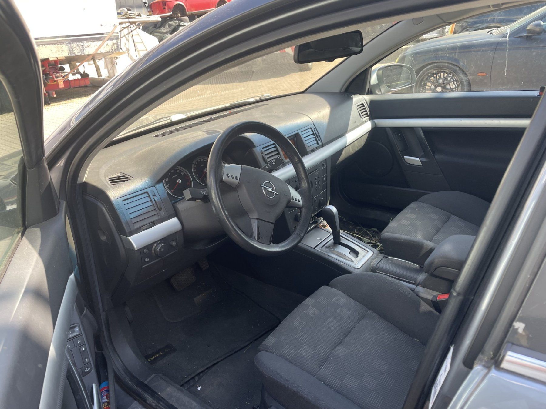 Opel Automobili: Opel Vectra C22 – Usato da Avenches venduto da BOOTTRANSPORTE 5