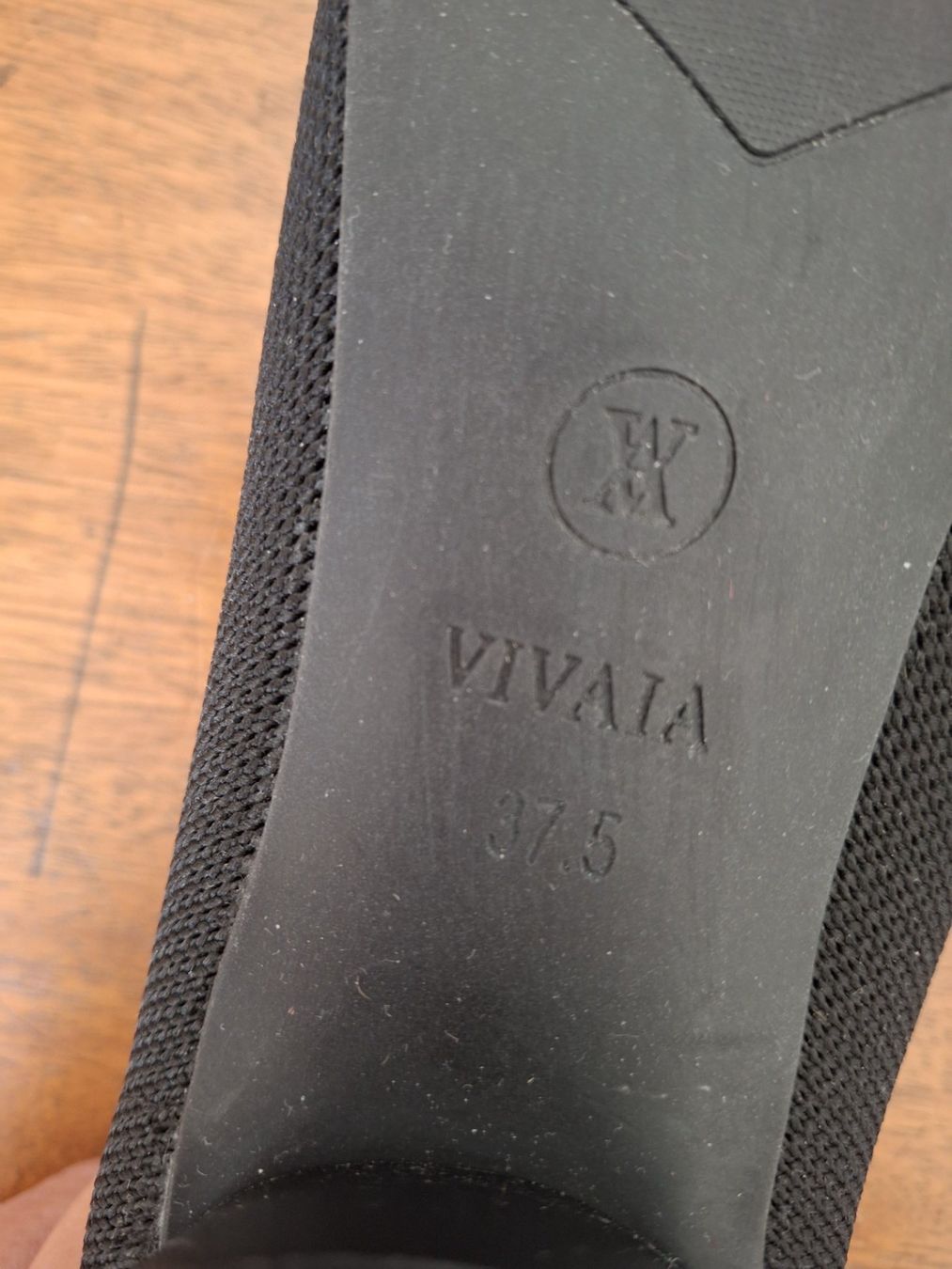 Scarpe da donna: A classic, comfortable and eco-friendly Pump from Vivaia. – Nuovo (secondo la descrizione) da Gersau venduto da syl_5dsz 5