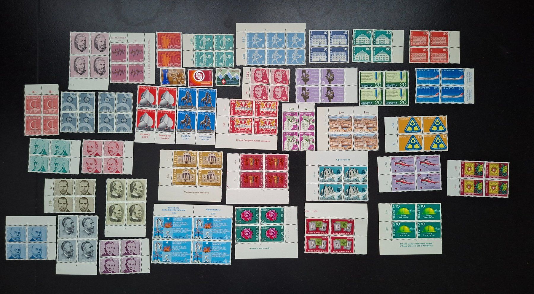 Tous les timbres: frankaturgültige Briefmarken – Neuf (Voir description) à Winterthur par Psidler8