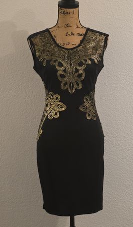 Schwarzes Abendkleid mit Gold-Spitze, Gr. S/M - Neu!