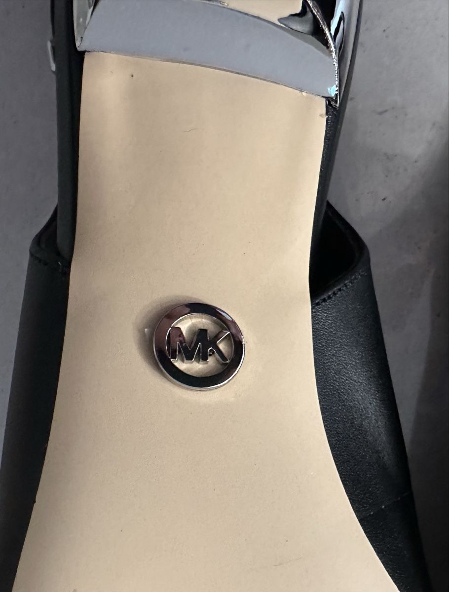 Michael Kors Scarpe da donna: Scarpa in pelle Michael Kors – Nuovo (secondo la descrizione) da Castel San Pietro venduto da Moregi 7