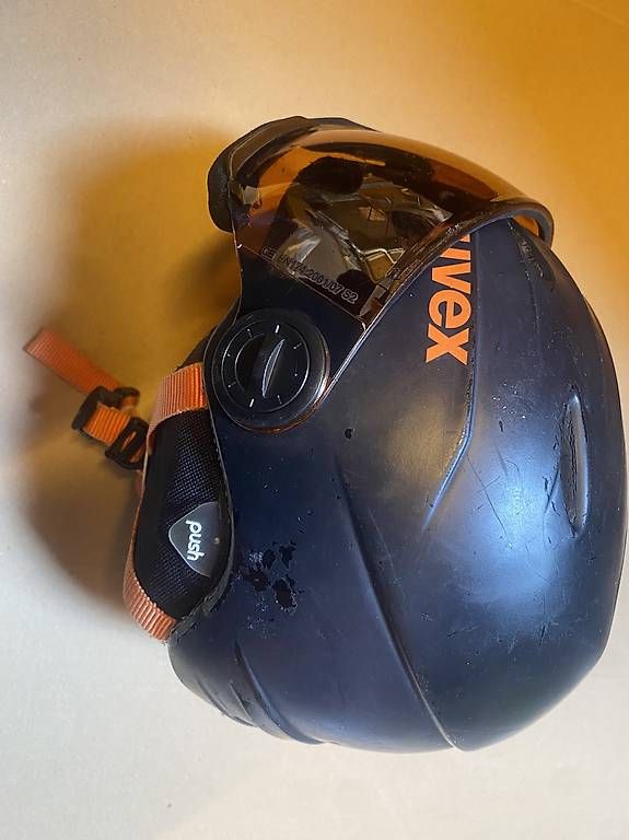 Caschi: Casque ski snowboard 10-12ans – Usato da Vevey venduto da Raymonde_J 2
