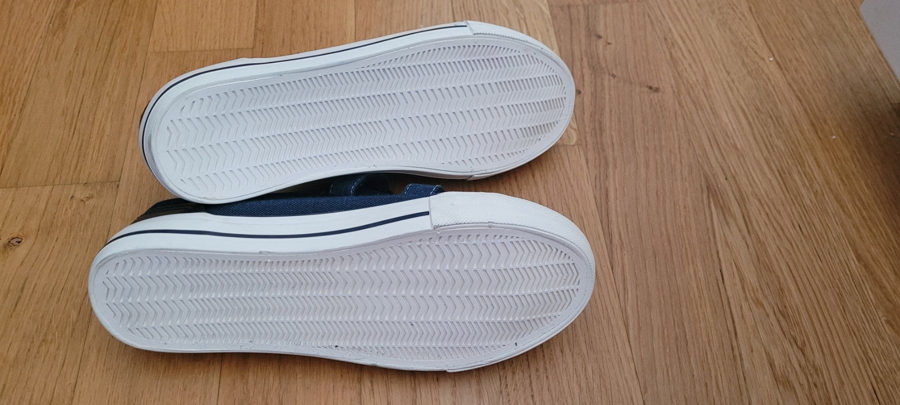 Schuhe für Jungen: Basket en jeans garçon taille 34 - neuves – Gebraucht aus Gland von Mezo81010 2