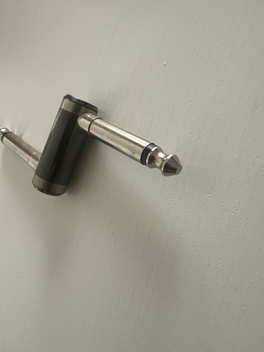 Strumenti musicali: Mooer Right Angle 1/4 Inch Guitar Effects Pedal Coupler – Usato da Biel/Bienne venduto da rom_9tzb 2