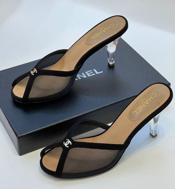Chaussures femmes: Mule Chanel – Neuf (Voir description) à Bern par mar_8sth 2