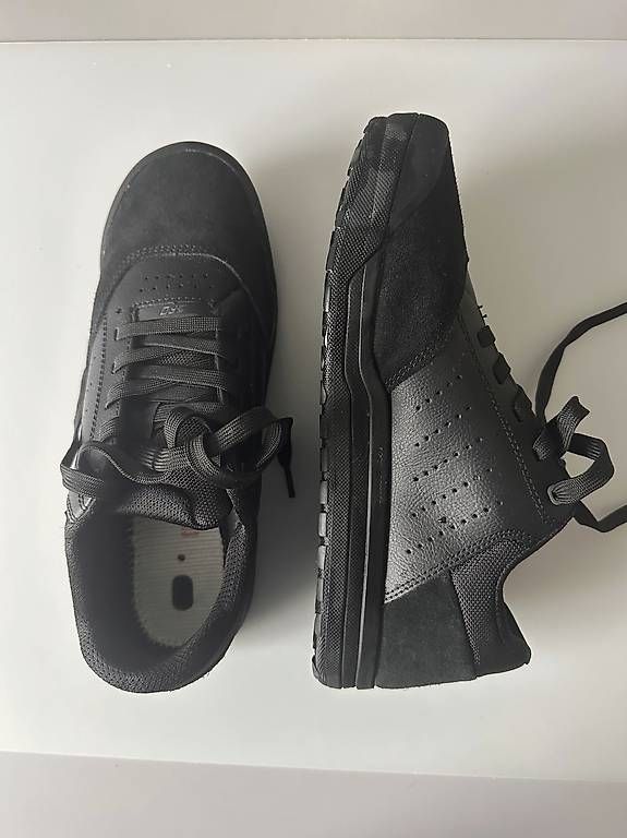 Scarpe da uomo: E-Bike-Schuhe – Nuovo e nell'imballaggio originale da Zufikon venduto da Iap