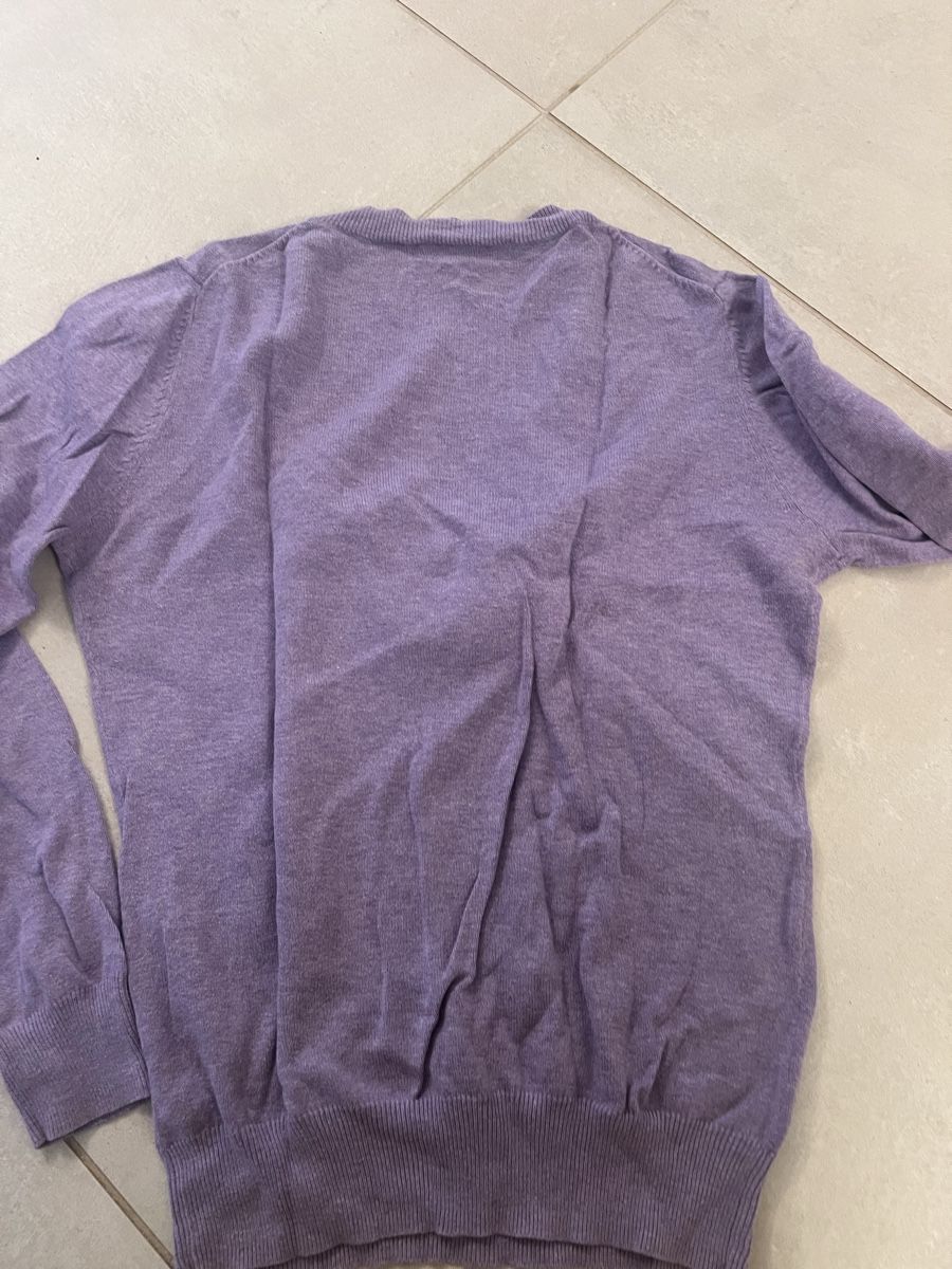 Maglioni & Felpe: Pullover mit V Ausschnitt – Usato da Schönenberg ZH venduto da Bosh 2