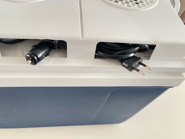 Mobicool Frigoriferi & Refrigeratori: MOBICOOL  Kühlbox Ac/Dc- 12/220 V – Usato da Dietikon venduto da Conborno 6