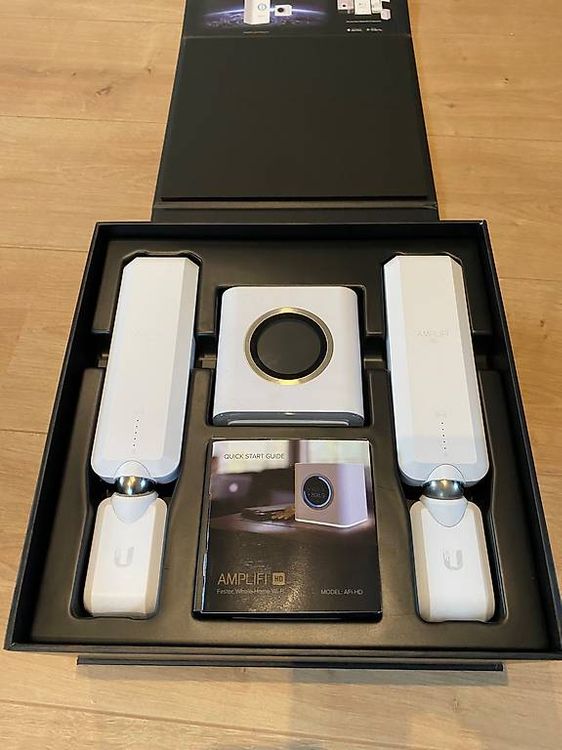 Amplificateur Wi-Fi 1200 Mbit/s, Double Bande 5 GHz Et 2,4 GHz, Avec 4 Antennes, Compatible Avec Tous Les Boîtiers Réseau, Blanc | Leroy Merlin