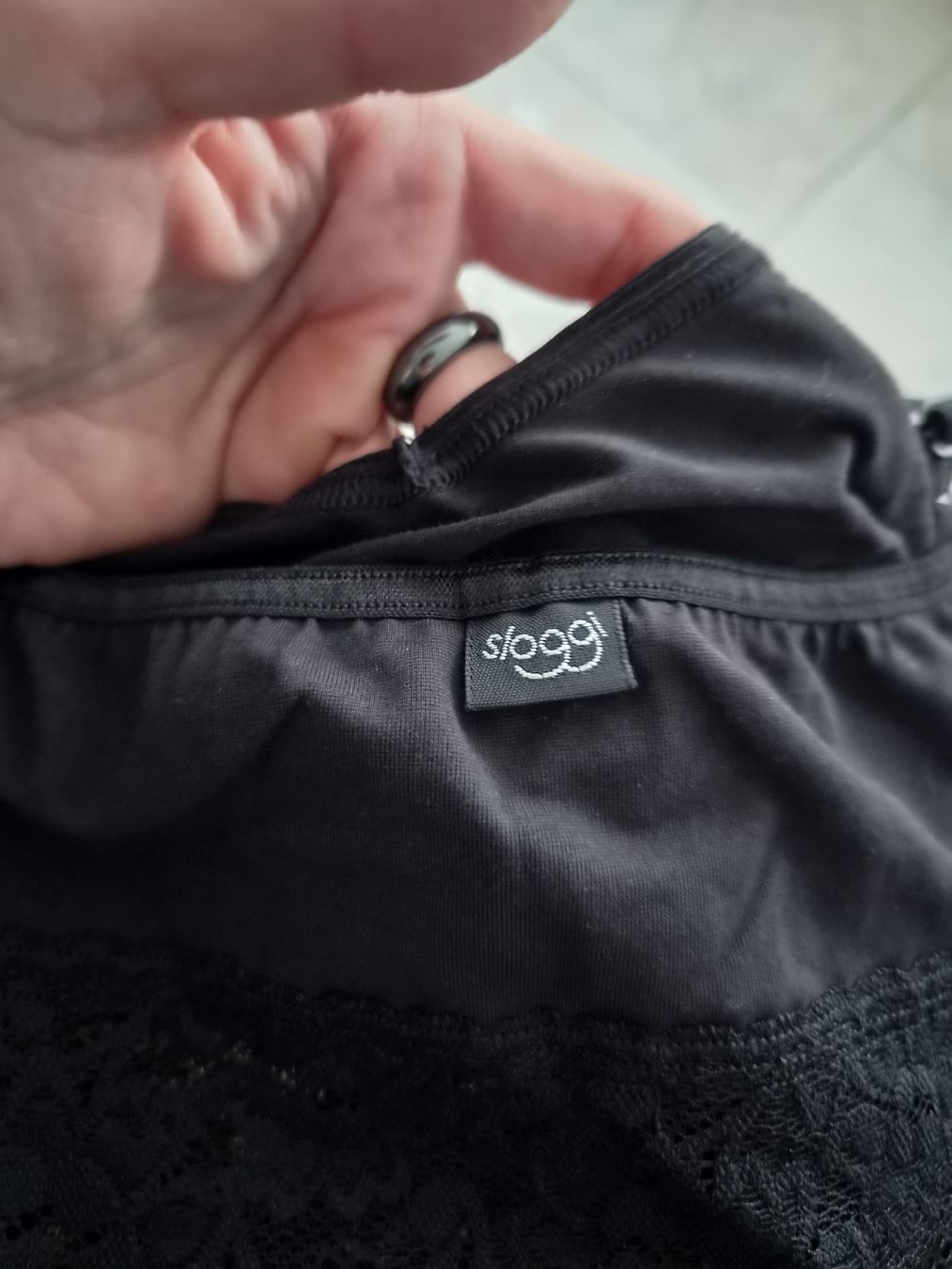Sloggi Altra biancheria intima: Sloggi Bralette in schwarz, Grösse M – Usato da Niederrohrdorf venduto da Miripfiri 3
