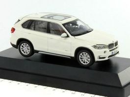 BMW X5 F15 2013-2018 Alpin weiss     1:43 von Paragon Models