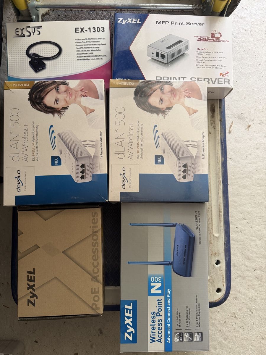 WiFi: Verschiedene EDV Komponente – Usato da Muhen venduto da Thepacemaker 3