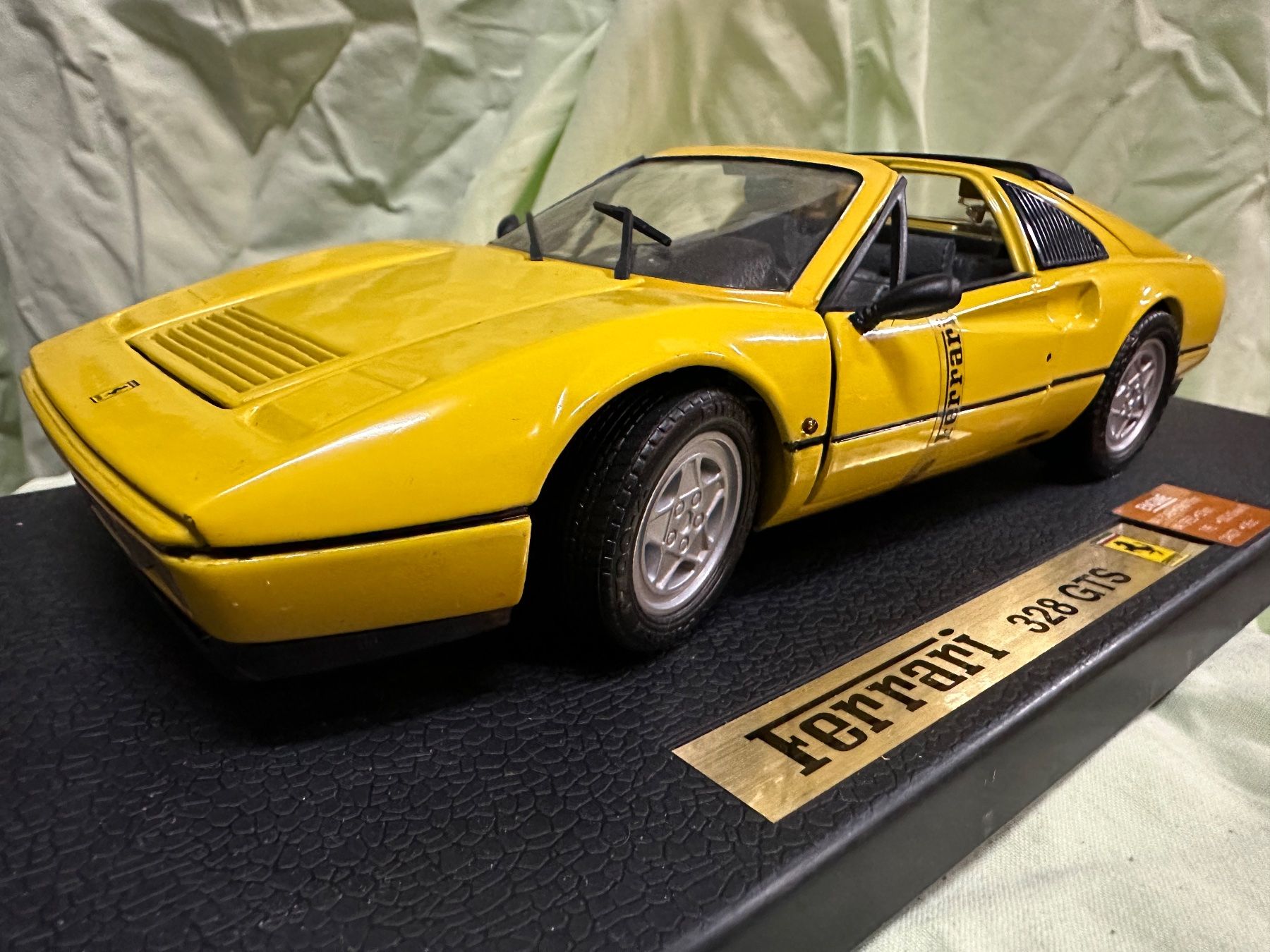 Ferrari Modellini d'auto: Ferrari 328 gts targa italia Oldtimer classic – Nuovo (secondo la descrizione) da Reinach AG venduto da rares75 1
