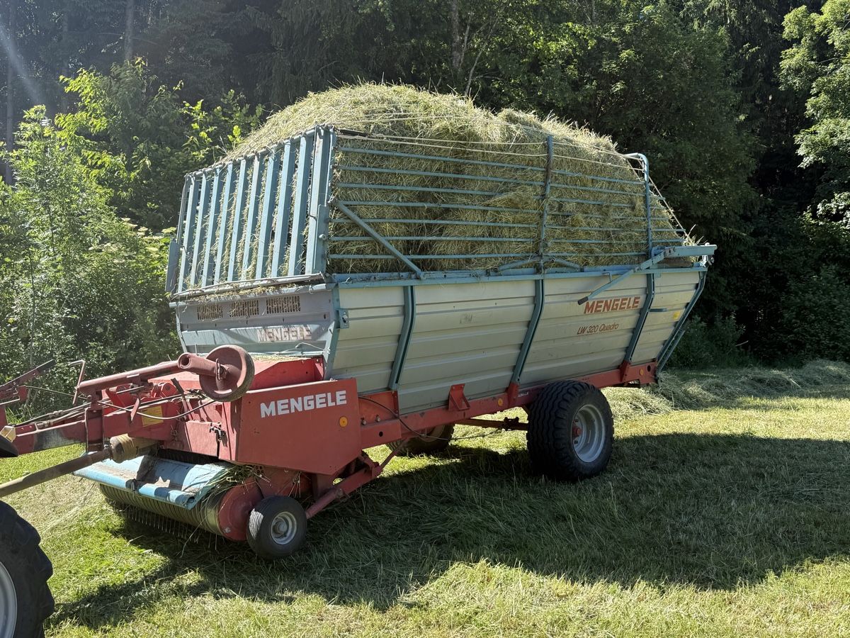 Mengele Tutte le macchine: Ladewagen Mengele LW320 Quadro – Usato da Steg im Tösstal venduto da flon02