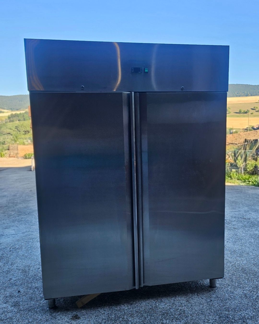 Congelatori: Tiefkühlschrank - Gefrierer - Gross – Usato da Schleitheim venduto da Kleo76 2
