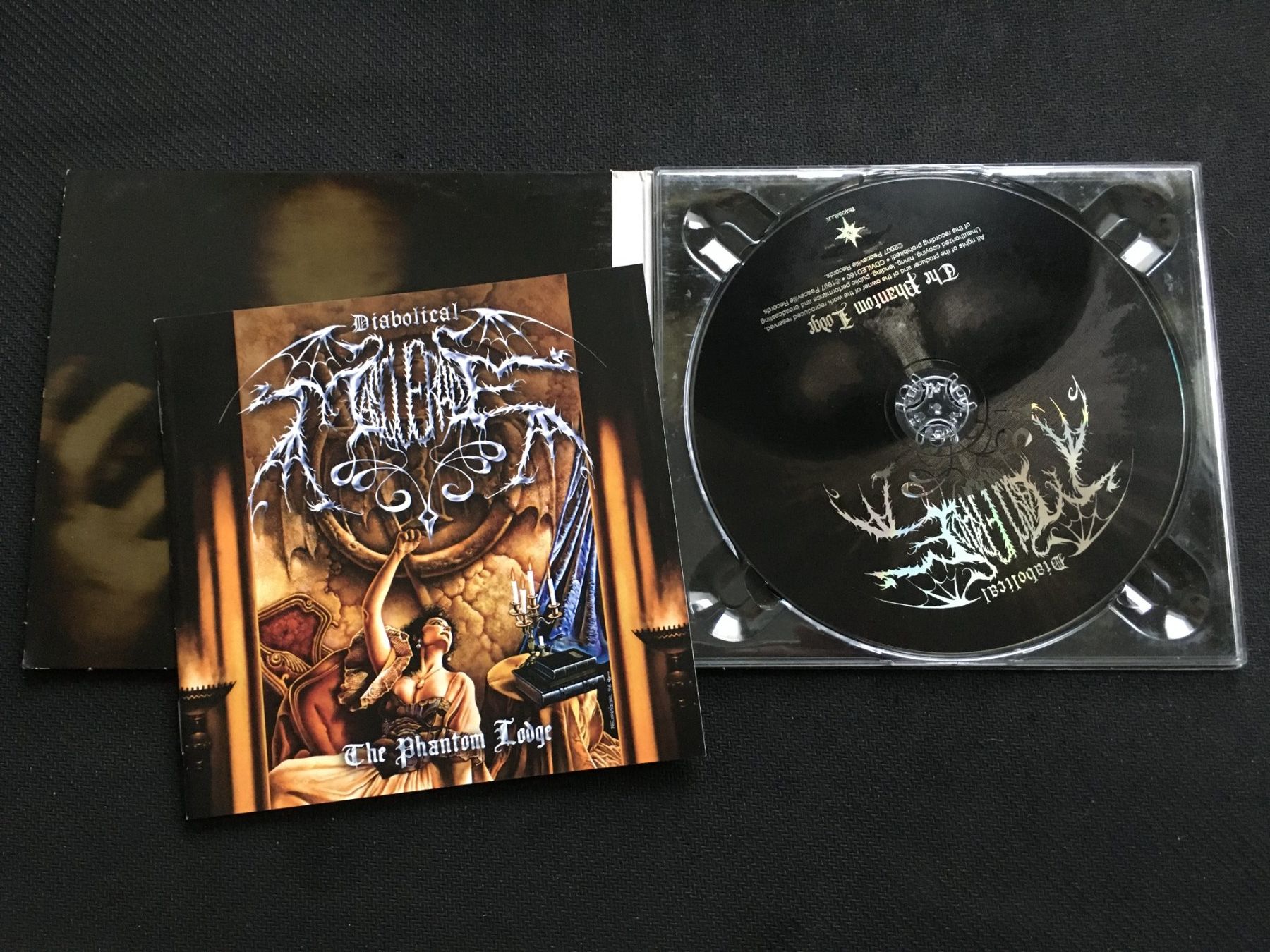 CD: Diabolical Masquerade - The Phantom Lodge -CD- Digipak – Usato da St.Gallen venduto da MedienJoe 1
