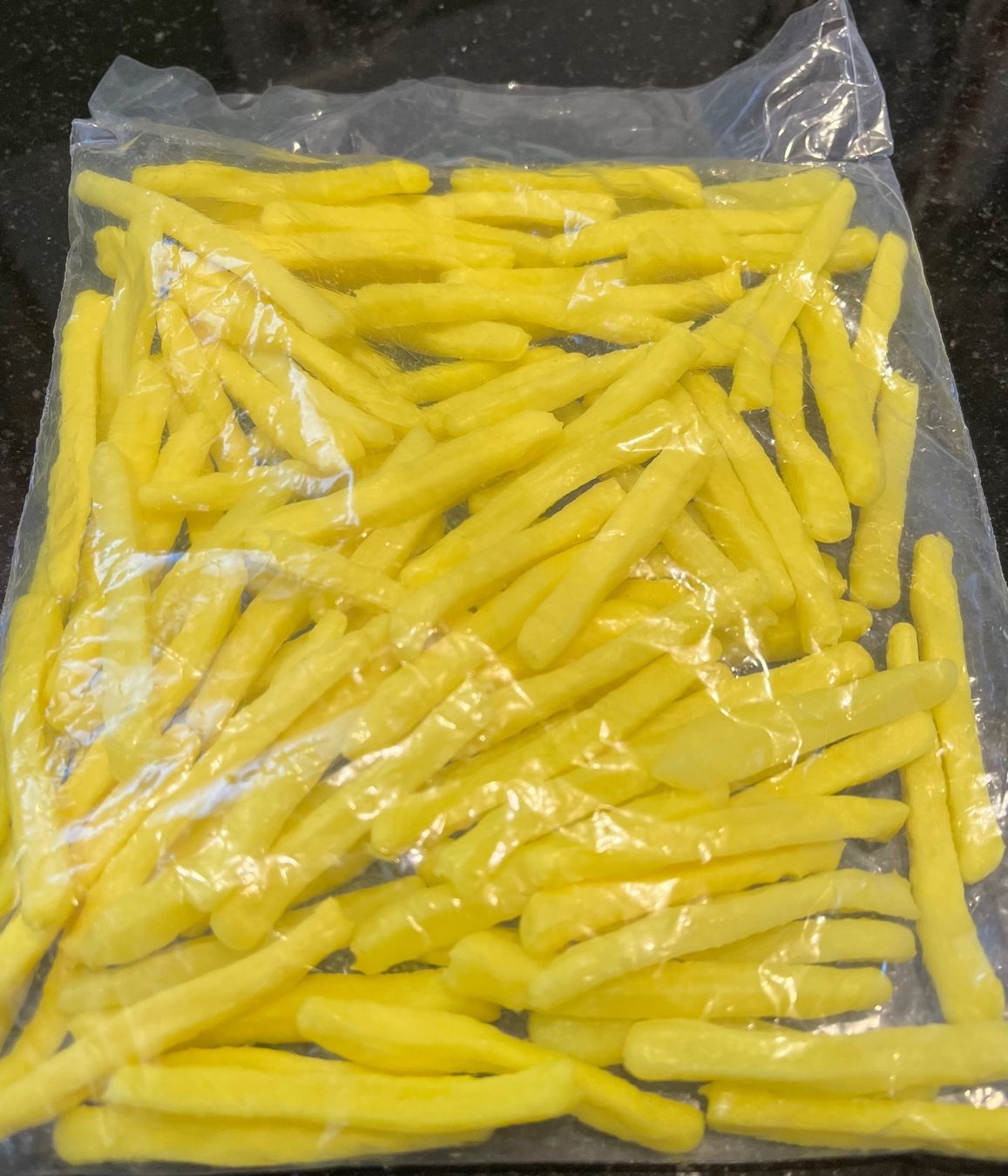 Alle Dekorationen: Pommes Kunststoff 6cm 🍟 – Neu und originalverpackt aus Uffikon von san123day 2