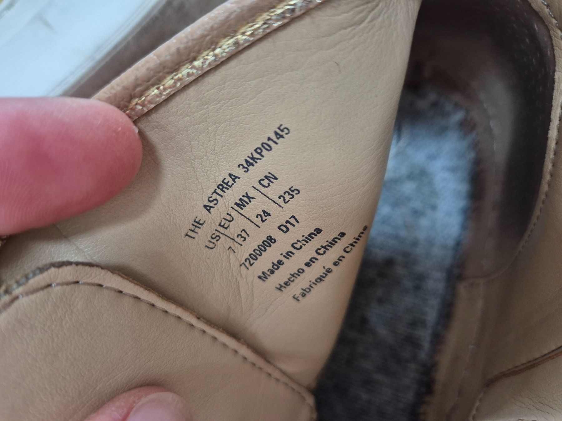 Scarpe da donna: Katy Perry gold sneakers – Usato da Zürich venduto da monadiederich 2